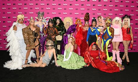 RuPaul's Drag Race Season 15 .
